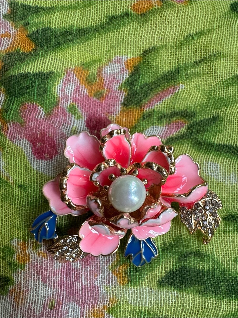 Pink Floral Pearl Center Brooch - Women Jewelry Brooches
